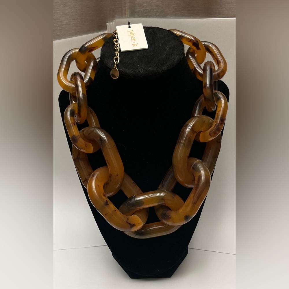 Elegant Brown Chain Necklace - Picture 3 of 10